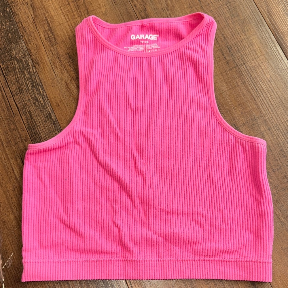 ❤️Garage Vibrant Pink Ribbed Crop Top